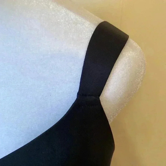 Vince Camuto Black 42C Lightly Padded Full Coverage Bra. - Picture 3 of 8